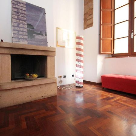 Logge Del Papa Apartment Siena Exterior foto