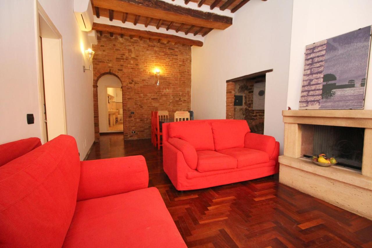 Logge Del Papa Apartment Siena Exterior foto