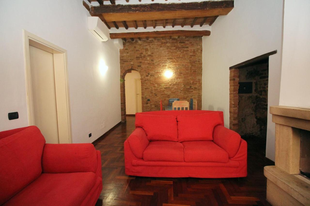Logge Del Papa Apartment Siena Exterior foto